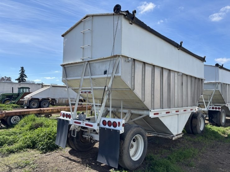 1968-titan-trailer-image-5