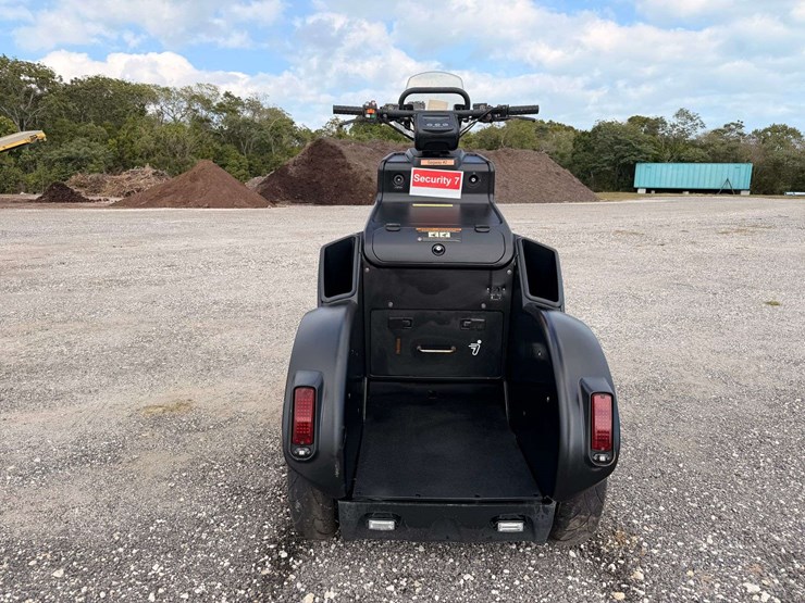 2014-segway-r1376-image-7