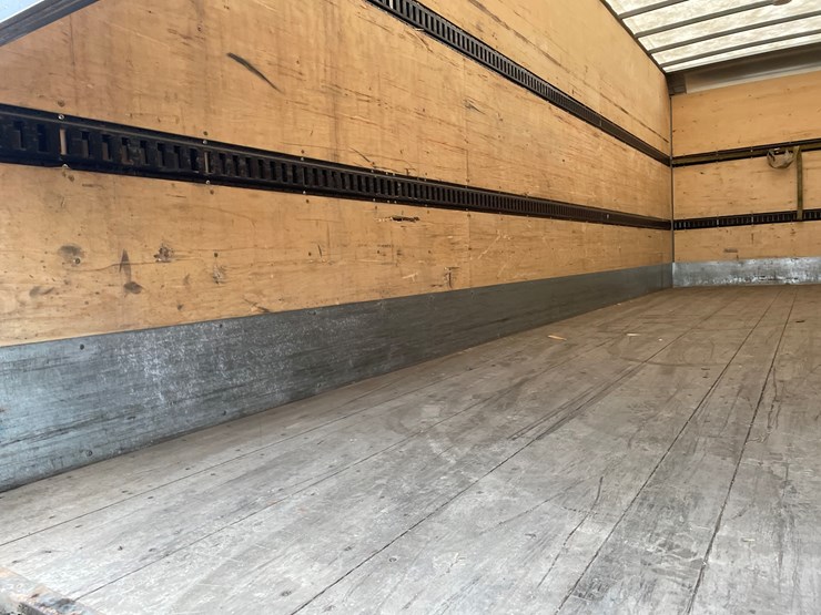 2022-kenworth-t370-image-48