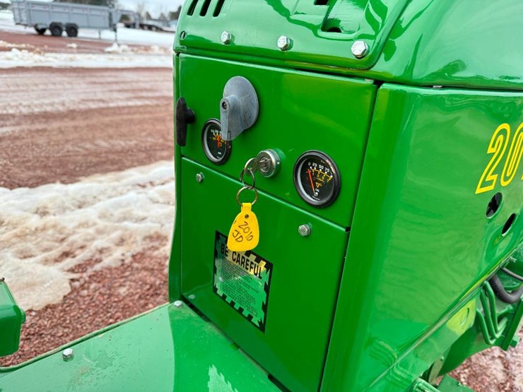 john-deere-2010-image-29