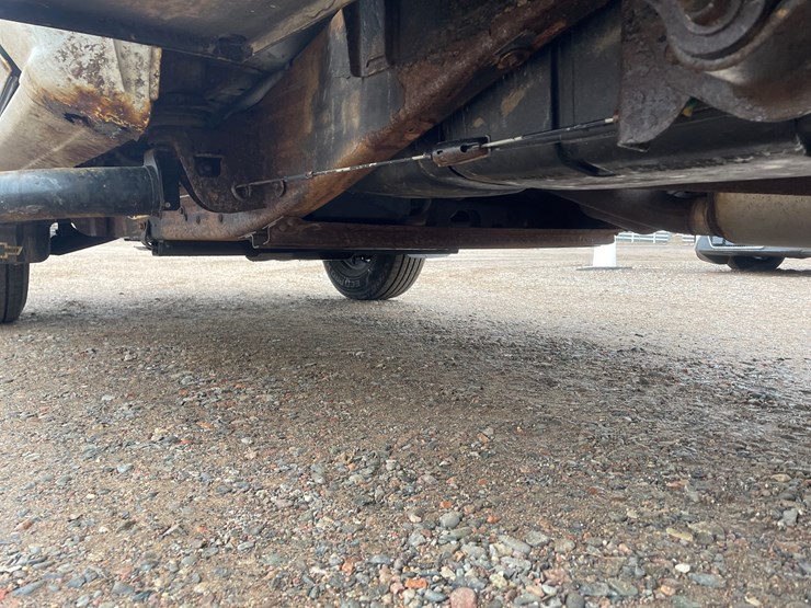 2003-chevrolet-silverado-2500hd-image-8