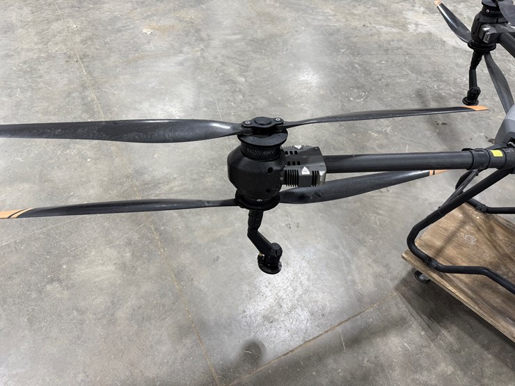 #557-•-t40-sprayer-drone-image-9