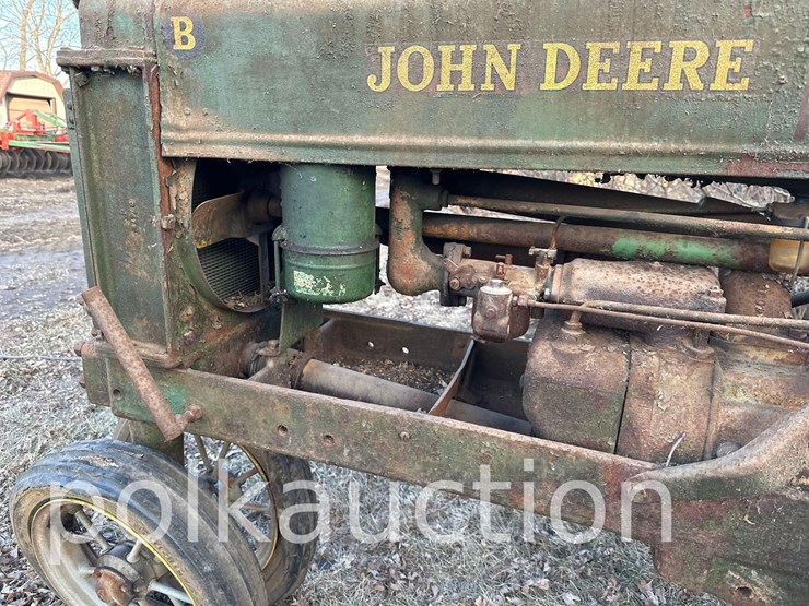 john-deere-b-image-12