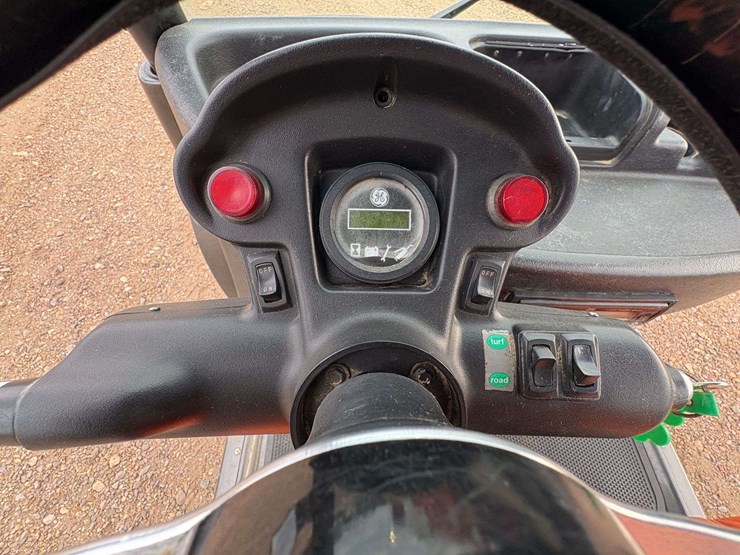 2002-gem-6-seater-72-volt-golf-cart-image-12