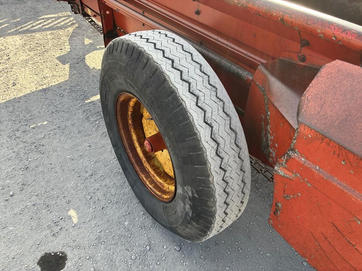 new-holland-513-image-22