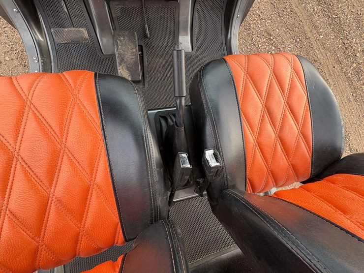 2002-gem-6-seater-72-volt-golf-cart-image-14