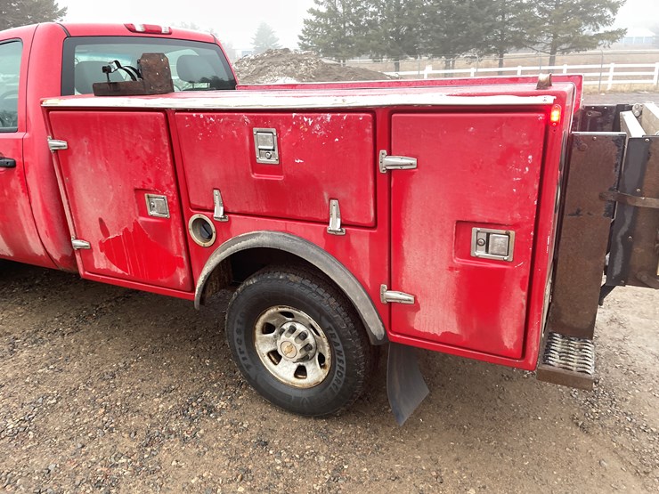 2007-chevrolet-3500-image-9