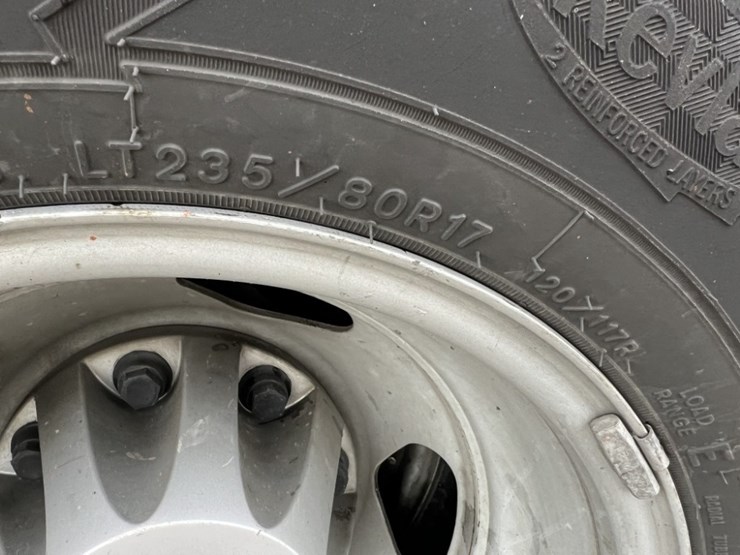 2011-liftmoore-3200ree-image-19