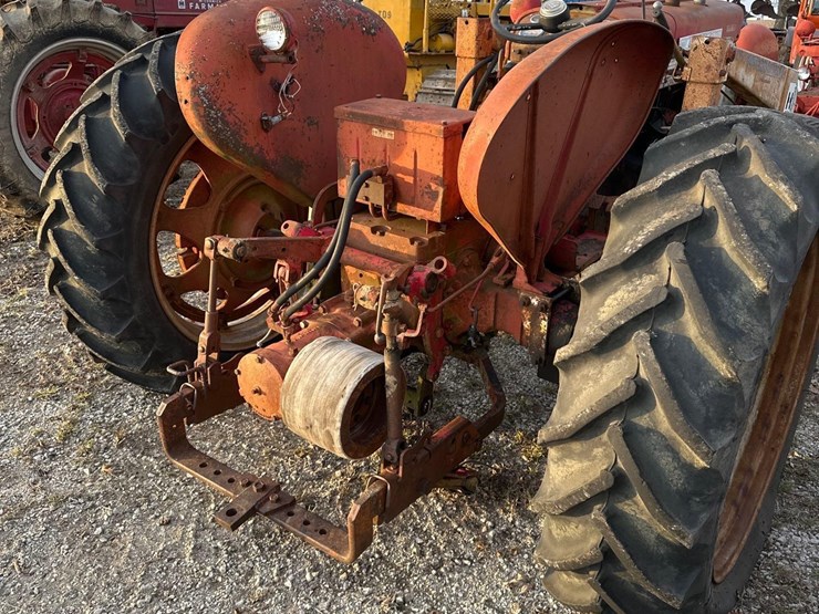 farmall-340-diesel-(sn#-7132)-(hess)-image-10