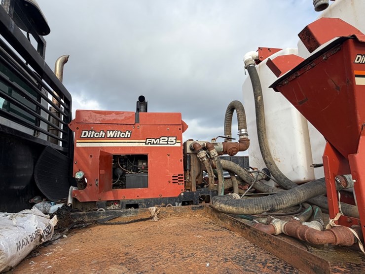 ditch-witch-fm13v-image-17