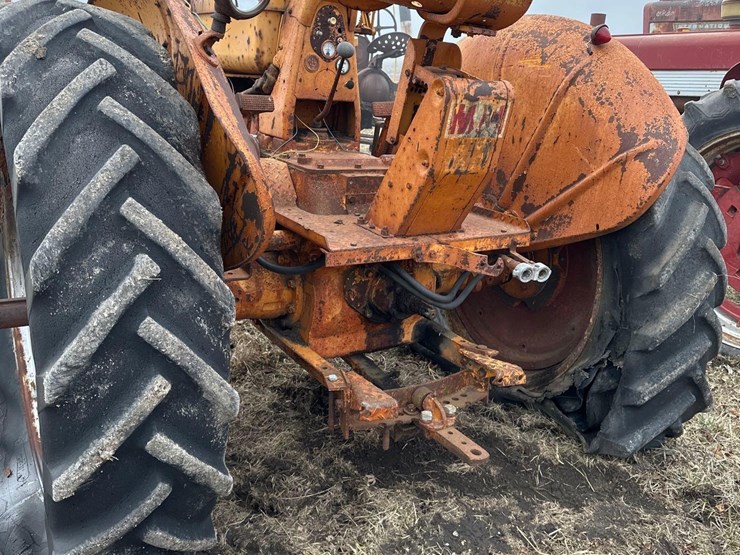 minneapolis-moline-ub-image-11