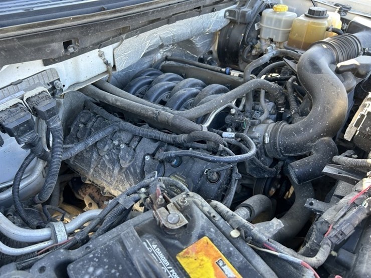 2014-ford-f150-xl-image-42