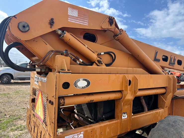 lull-644b-37-image-22