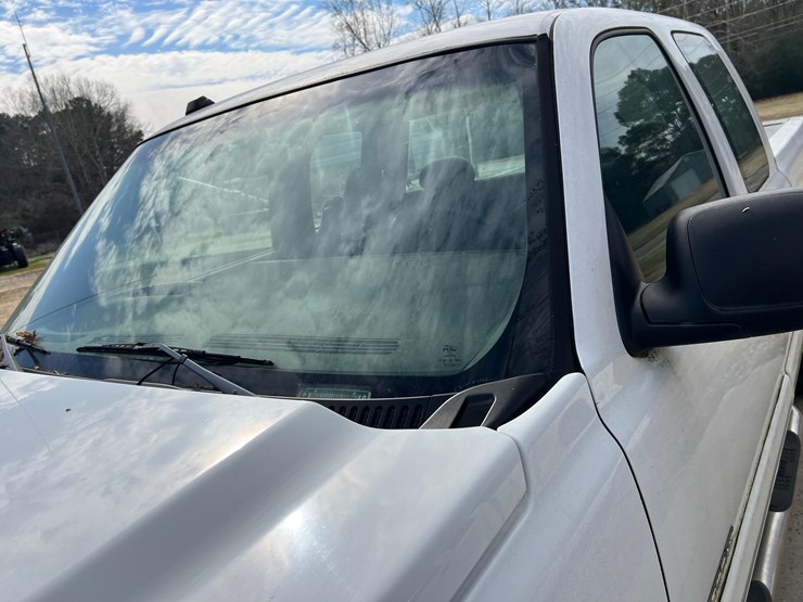 chevrolet-2500hd-image-13