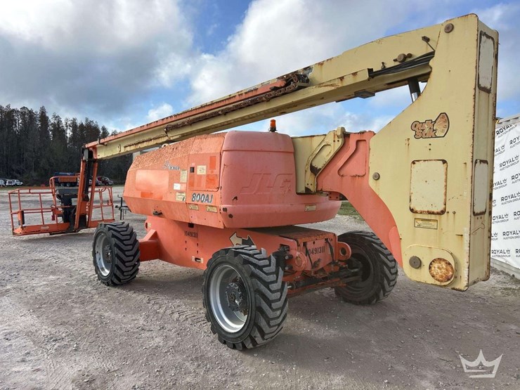 2016-jlg-800aj-image-5