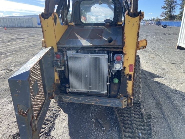 2023-deere-317g-image-31