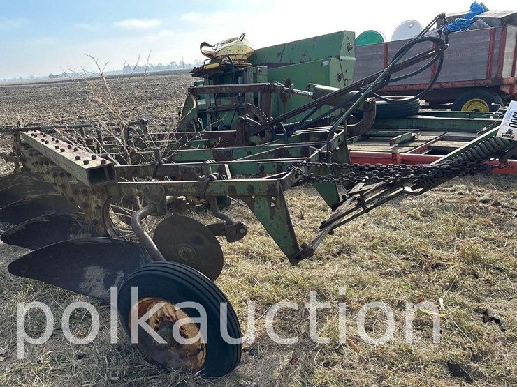 john-deere-5-image-1