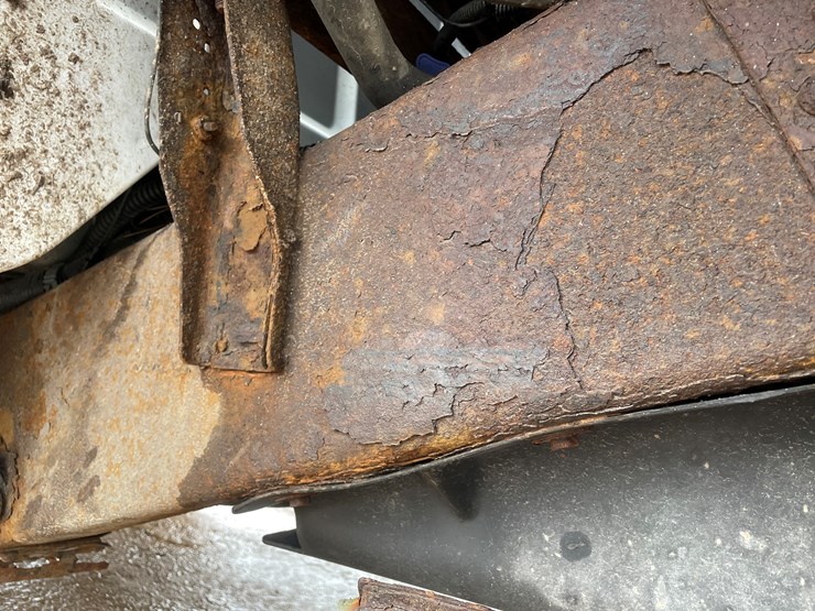 2009-chevrolet-silverado-2500-image-16