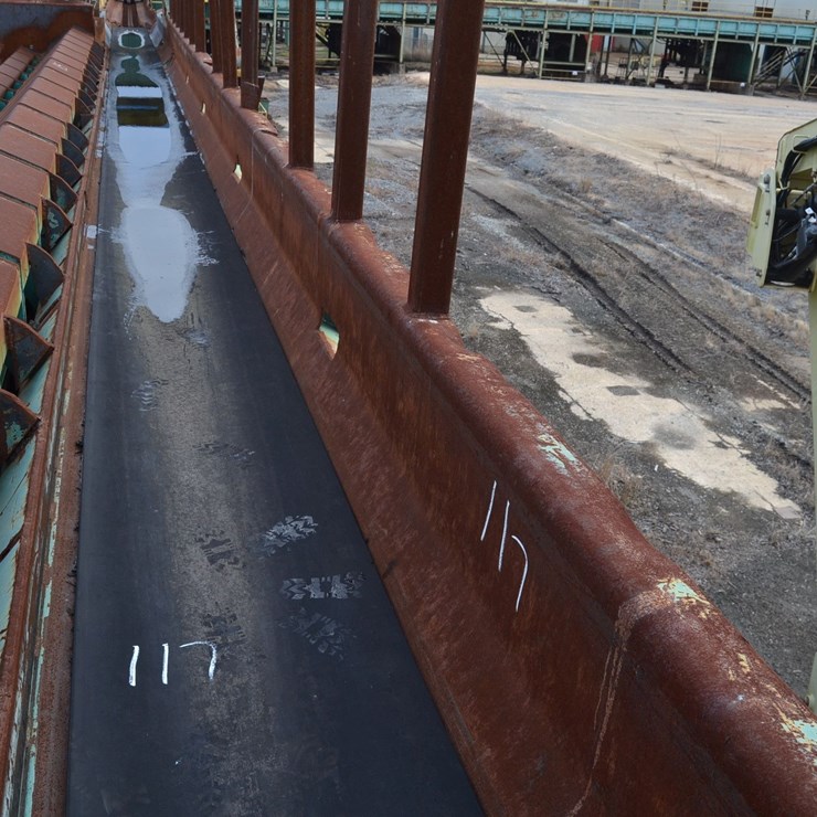 30"X78' LOG BELT CONVEYOR W/ BACK STOPS W/ STEEL SUPPORT NO DIRVE