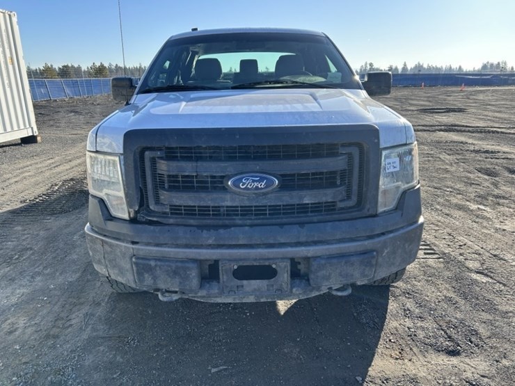 2014-ford-f150-xl-image-8