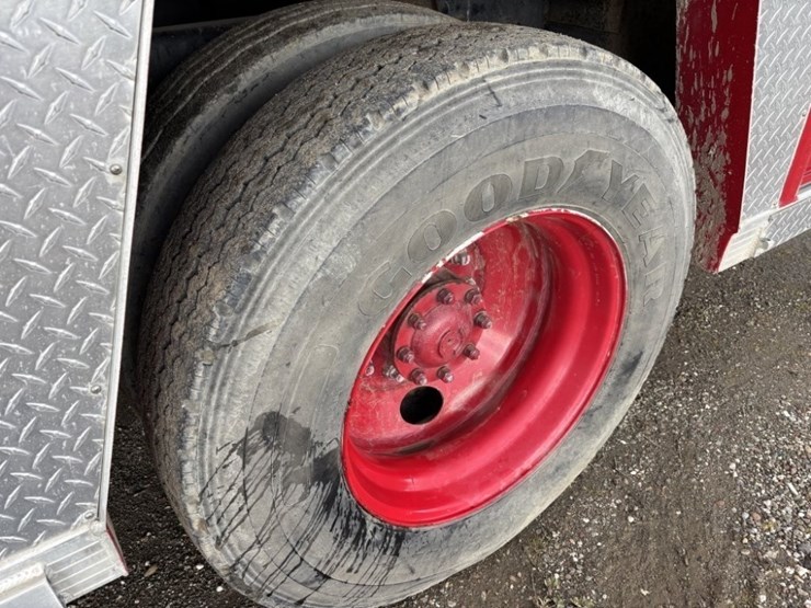 1991-ford-l8000-image-10