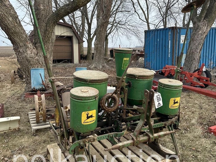 john-deere-2-image-1