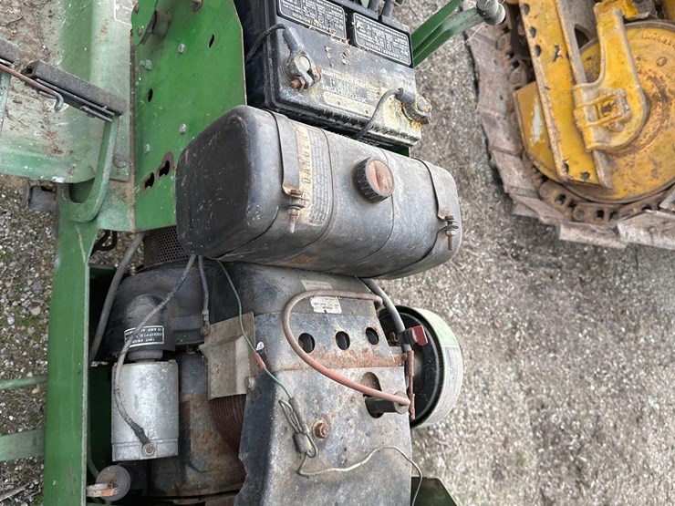 john-deere-140-image-5