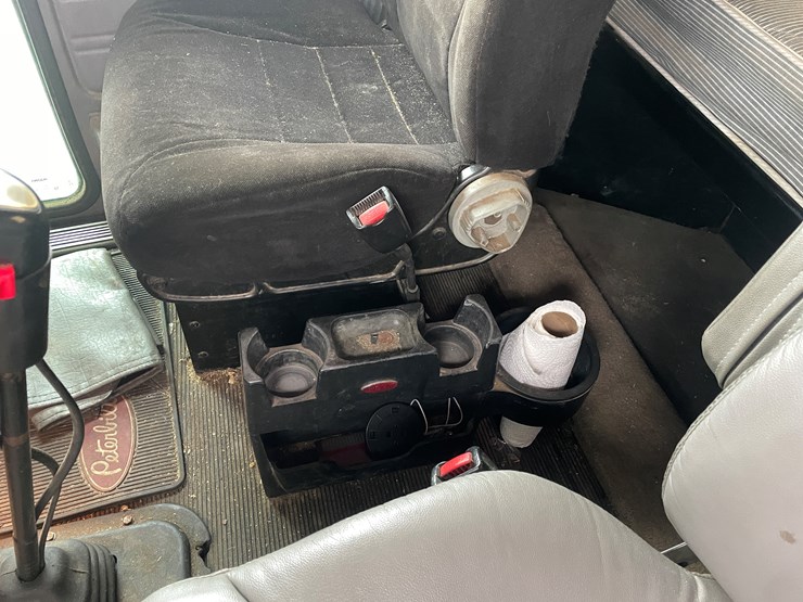 2007-peterbilt-379-image-44