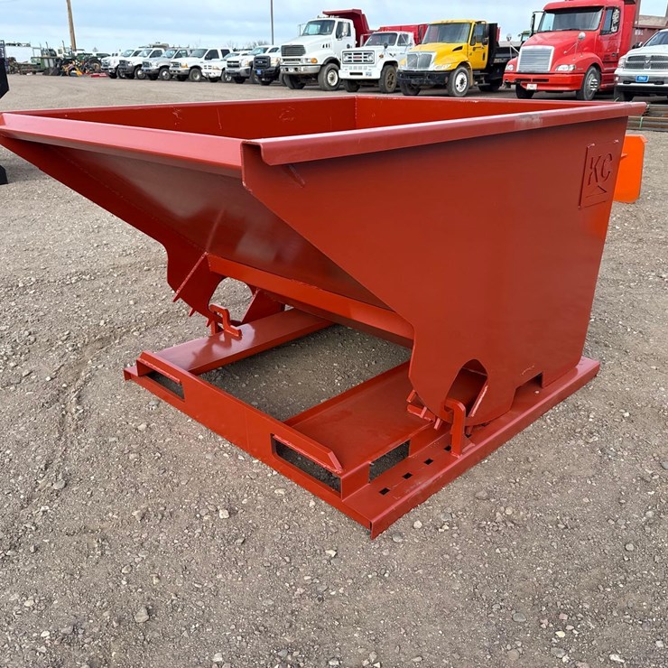 Self Dumping Hopper With Fork Pockets