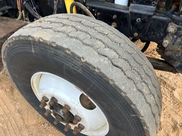 1995-mack-rd688-image-31