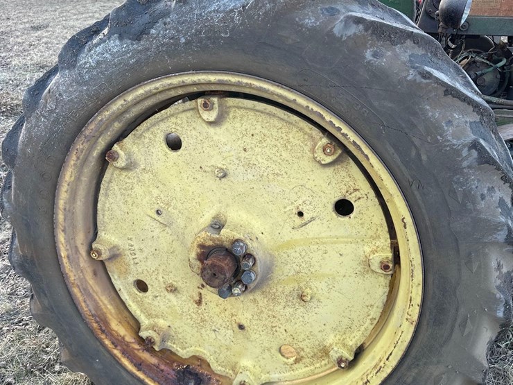 john-deere-720-image-8