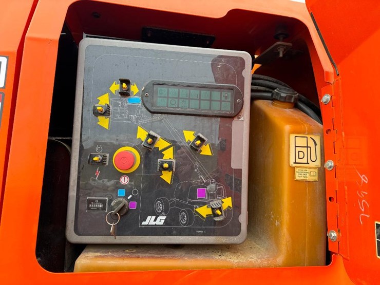 jlg-660sj-image-37