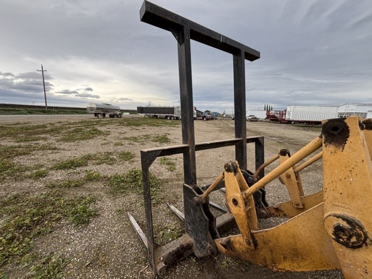 1970-caterpillar-920-image-10