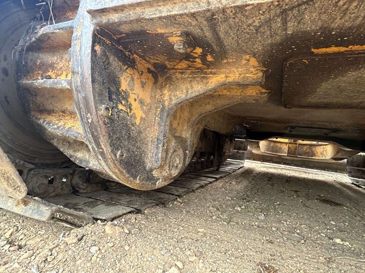 caterpillar-d4g-lgp-image-37