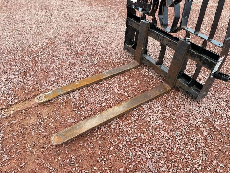 #417-•-lot-417-image-3