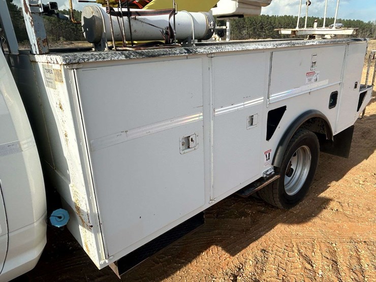 2013-dodge-ram-5500hd-image-10