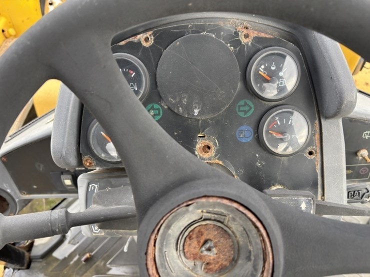 2006-caterpillar-914g-image-19