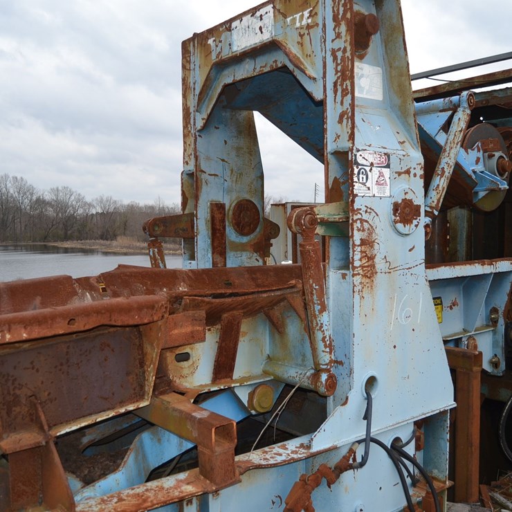 VKB 15' INFEED TO DEBARKER W/ HOLD DOWN NO DRIVE