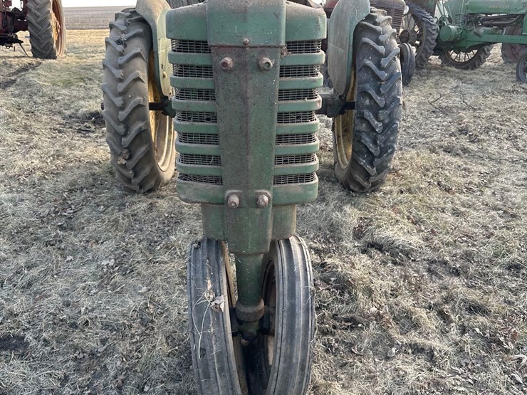 john-deere-h-image-2