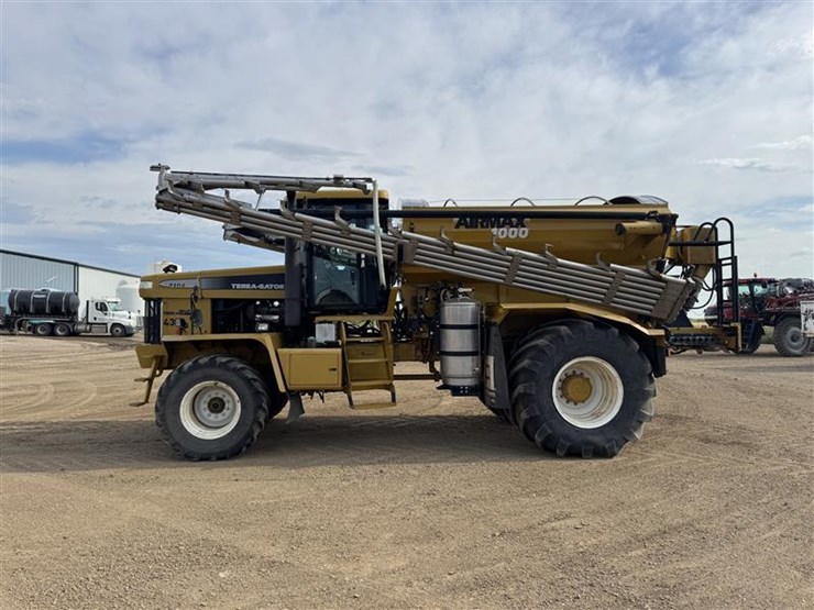 2005-john-deere-100-image-2