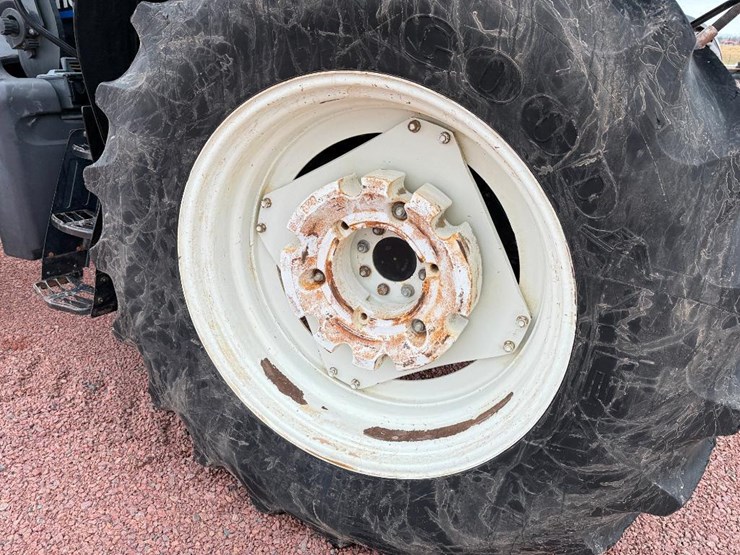 new-holland-ts115a-image-7