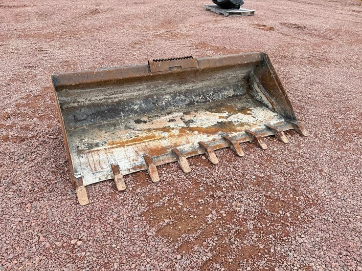 #423-•-lot-423-image-2