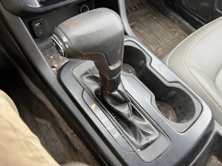 2016-chevrolet-colorado-image-37