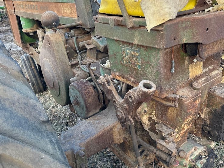 john-deere-720-image-12