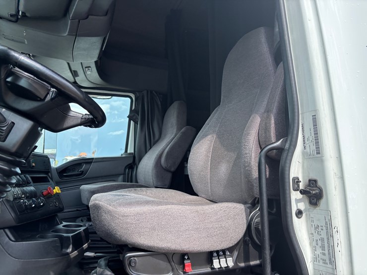 2018-international-lt-image-13