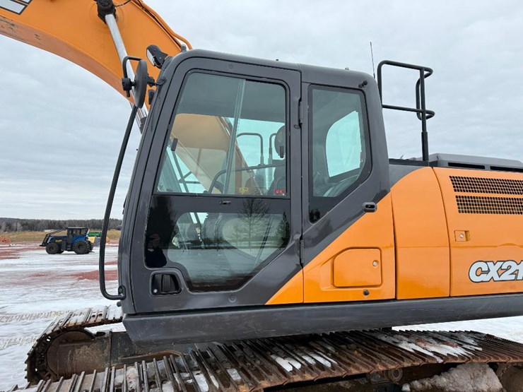 case-cx210d-image-25