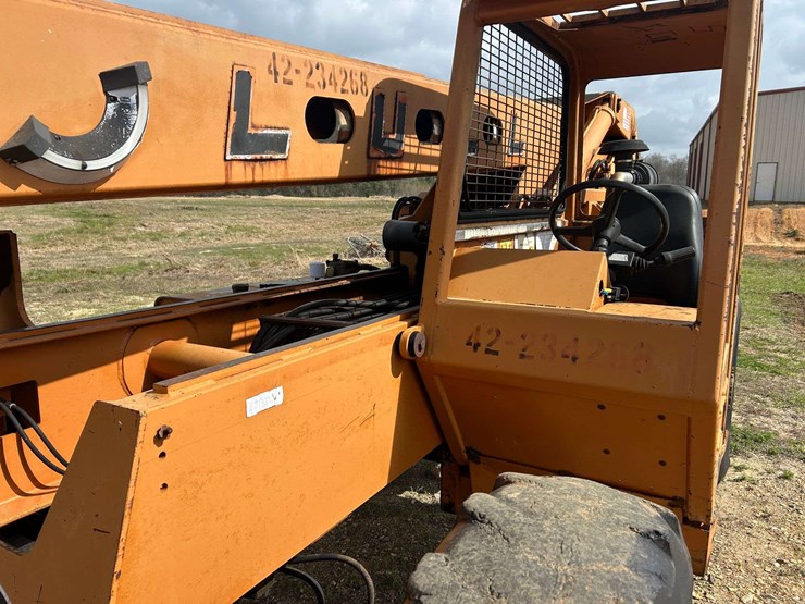 lull-644b-37-image-39