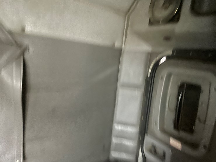 2007-peterbilt-379-image-48