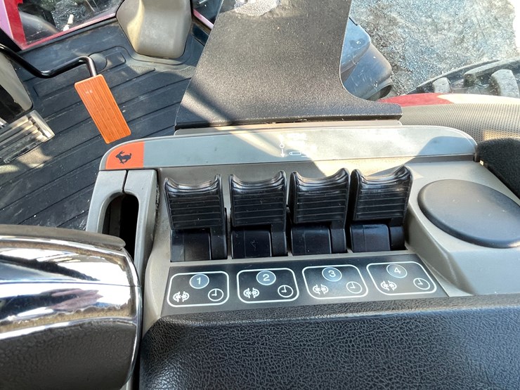 case-ih-magnum-315-image-78