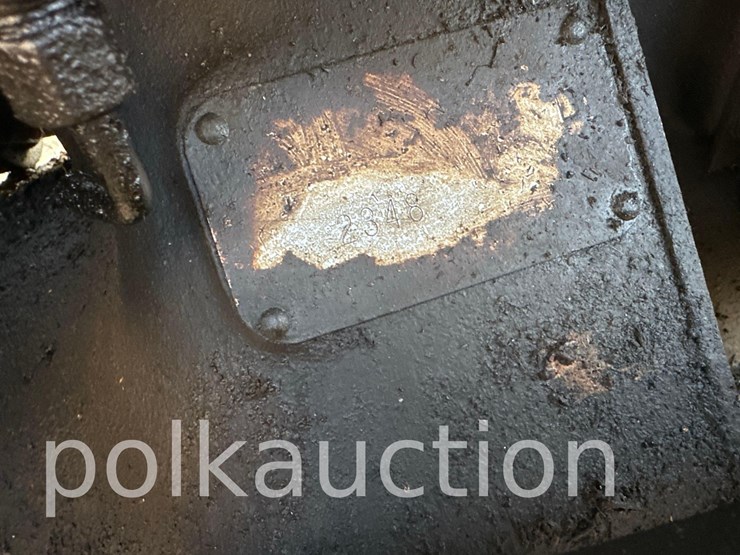 case-ih-350-image-15